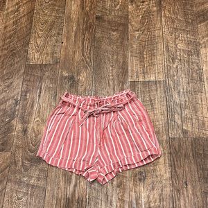 American Eagle shorts size 6 regular